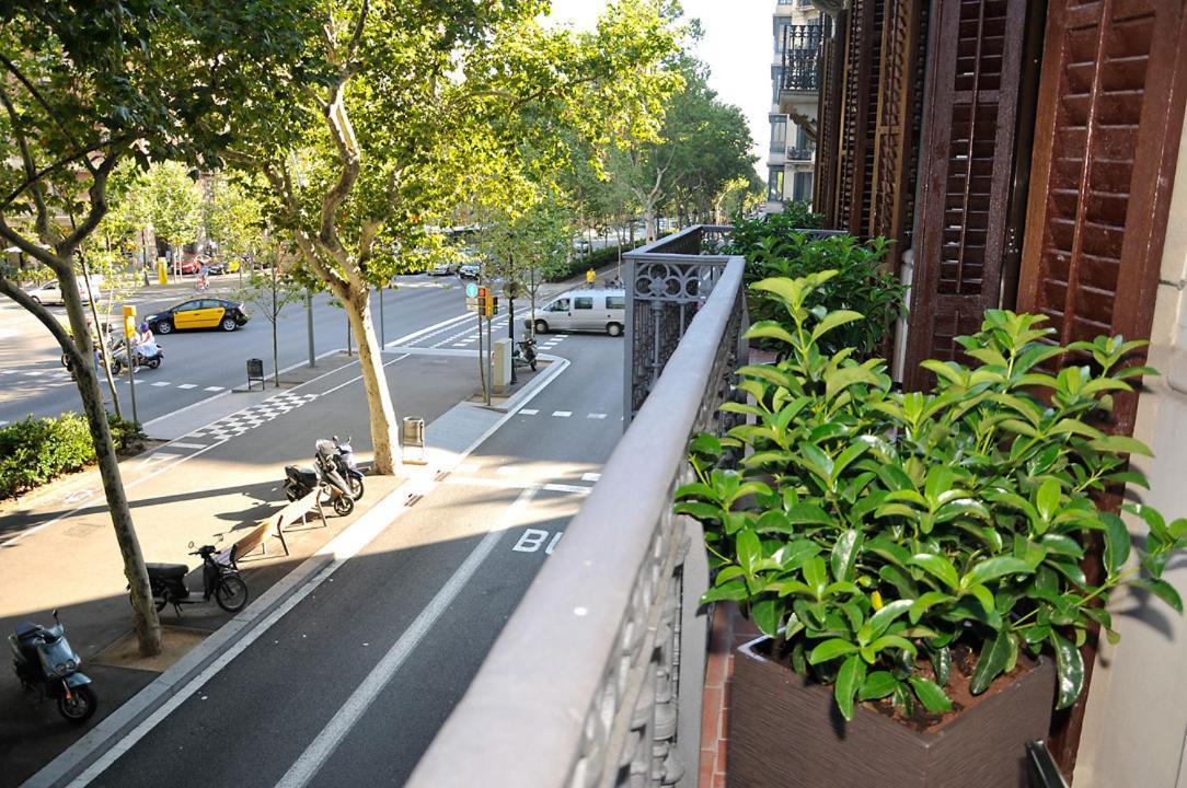 מלון ברצלונה Center Gran Via מראה חיצוני תמונה